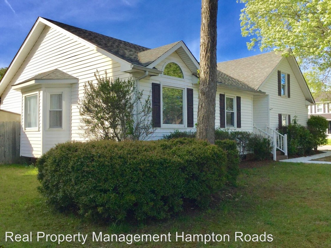 Foto principal - 4 br, 2 bath House - 1749 Seaton Dr
