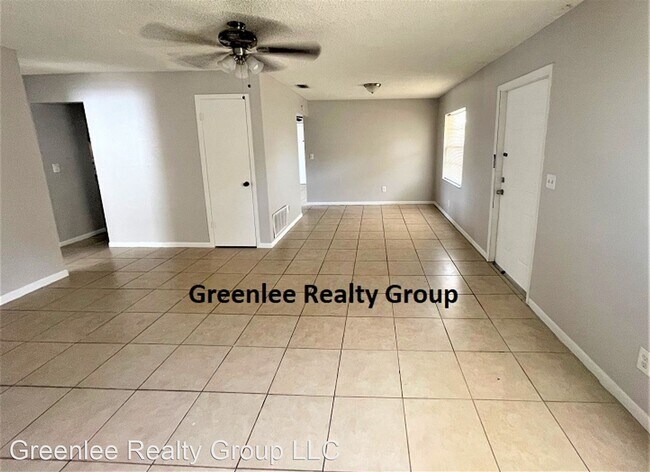 Foto del edificio - 2 br, 2 bath House - 7245 Carmel Ave
