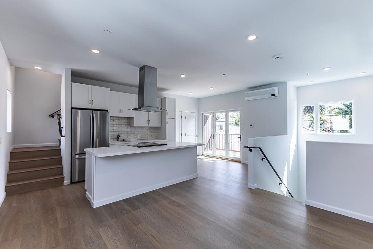 Foto principal - 1230 San Andres St