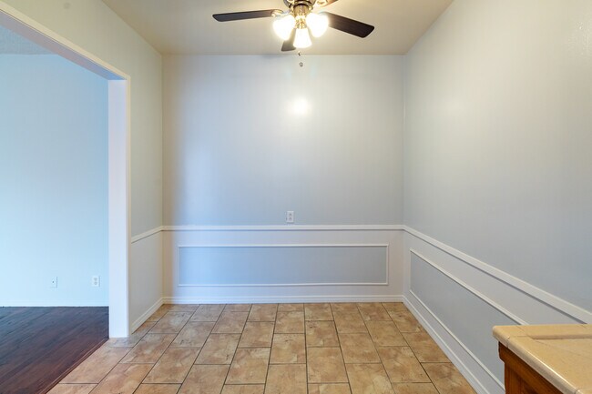 Building Photo - 3888 Potomac Ave