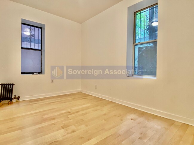 Foto del edificio - 201 W 105th St