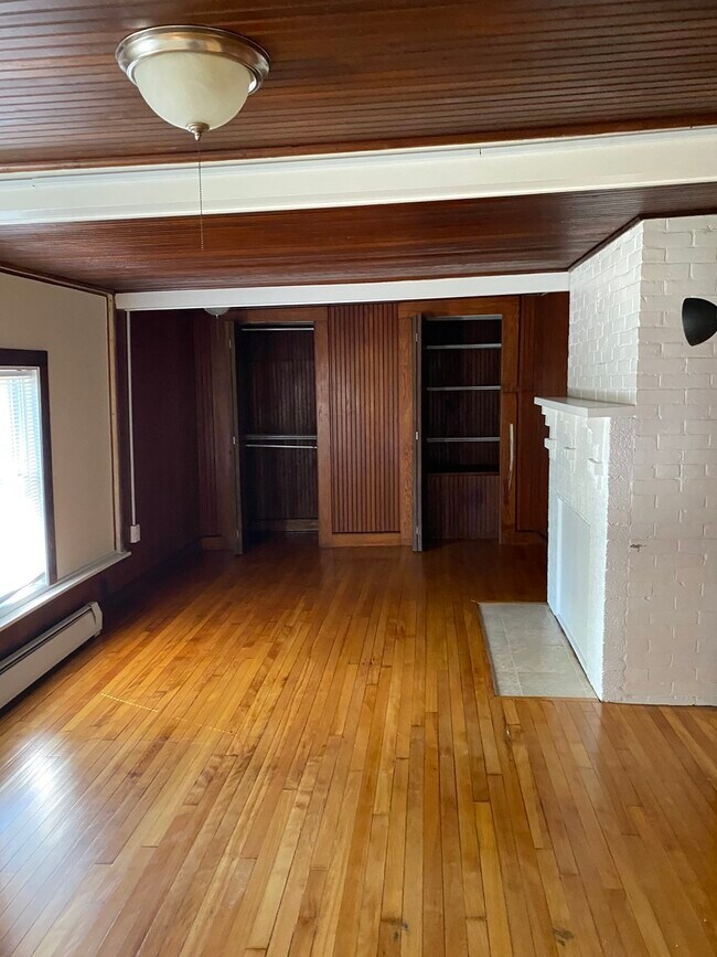 Foto del edificio - 57 Henry Ave