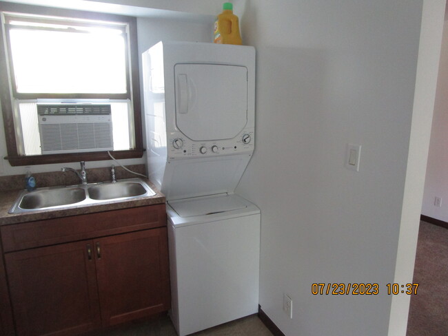 Building Photo - 414 Harford St