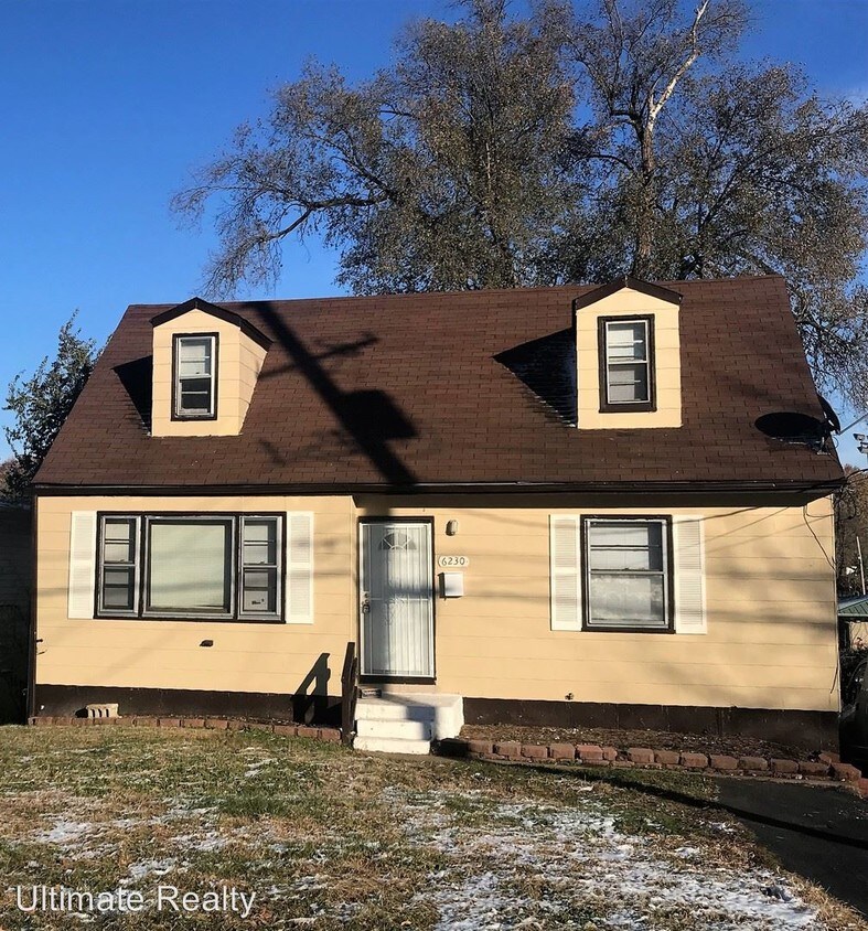 Primary Photo - 4 br, 2 bath House - 6230 Evergreen Blvd.