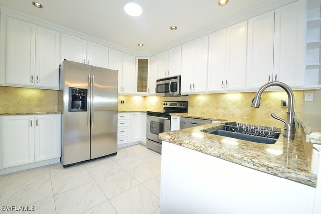 Building Photo - 55 Emerald Woods Dr