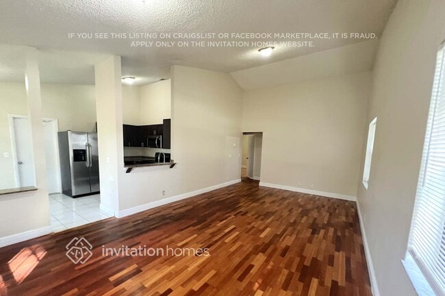 Building Photo - 842 SW 159th Terrace