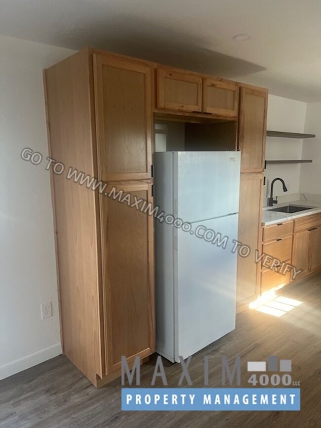 Foto del edificio - 506 1/2 W UTE AVE - GREAT UNIT, RECENT UPD...