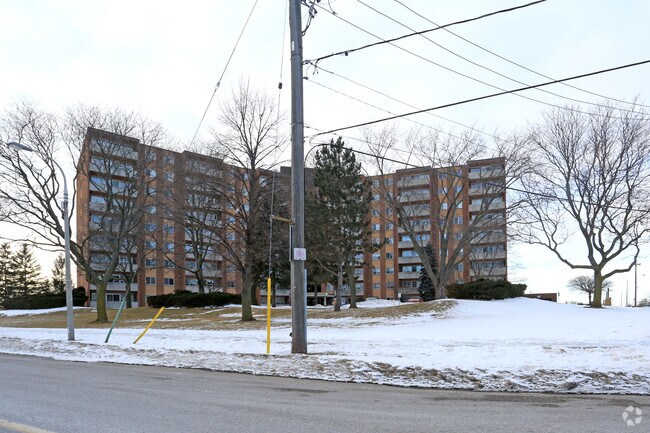 Photo du bâtiment - Bluebird Apartments