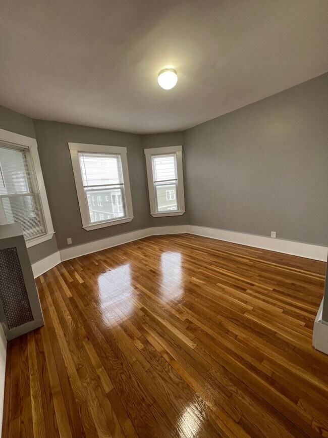 Photo - 30 Courtland Road Apartment