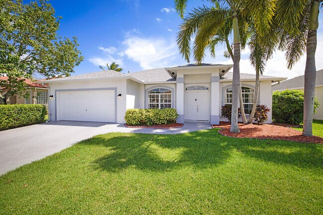 Foto del edificio - 1422 Fairway Cir