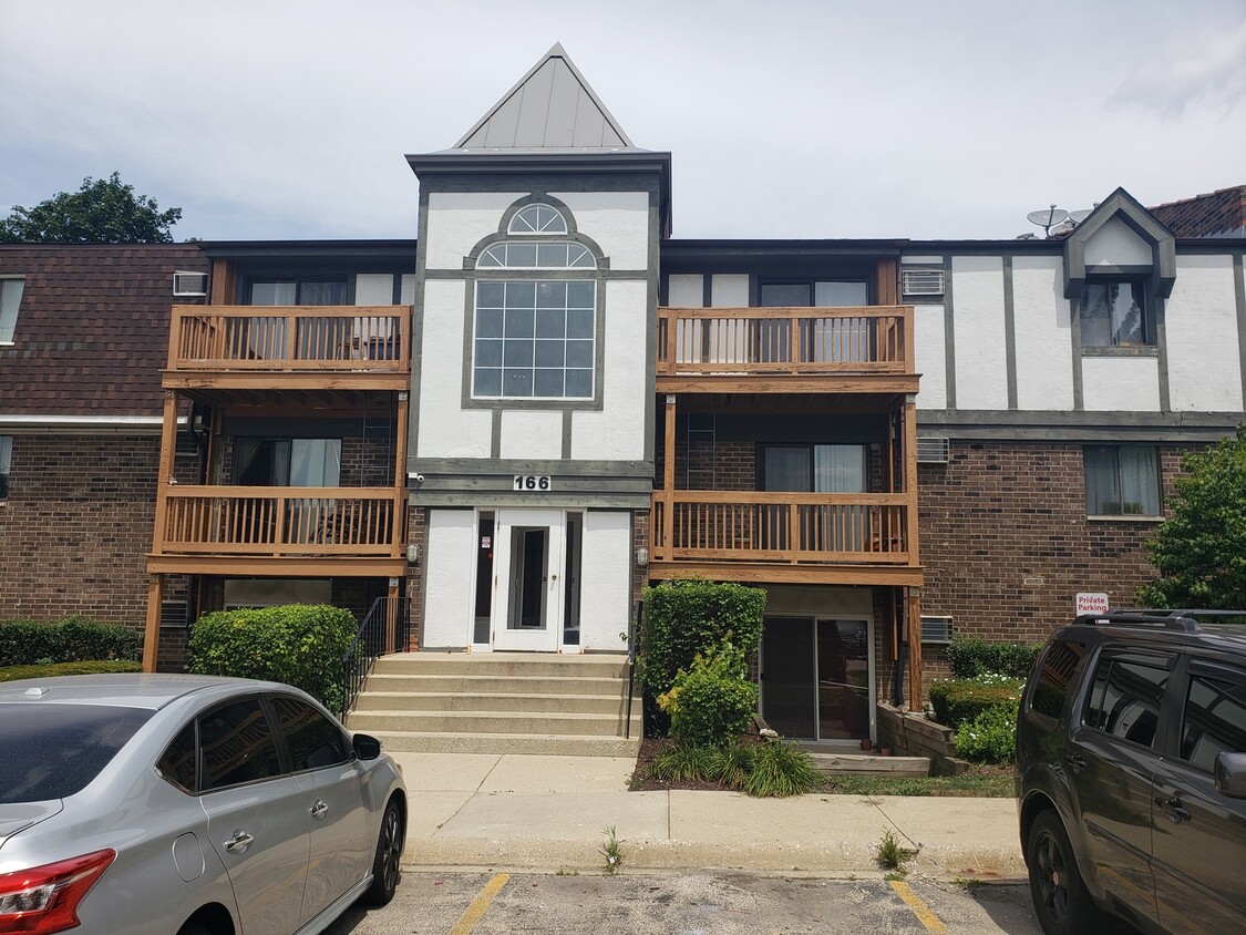 Primary Photo - 166 S La Londe Ave
