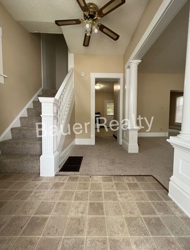 Foto del edificio - 629 Cottage St