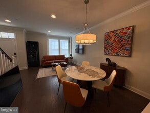 Building Photo - 202 Charles Ellis Dr
