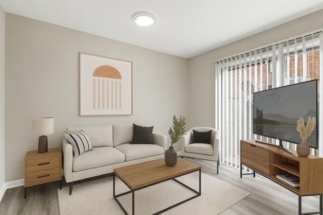 Building Photo - 400 Adamwood Dr