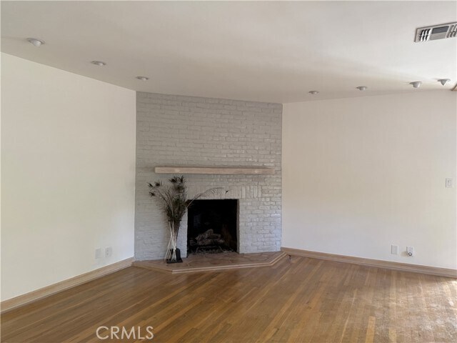 Building Photo - 3 Sorrel Ln