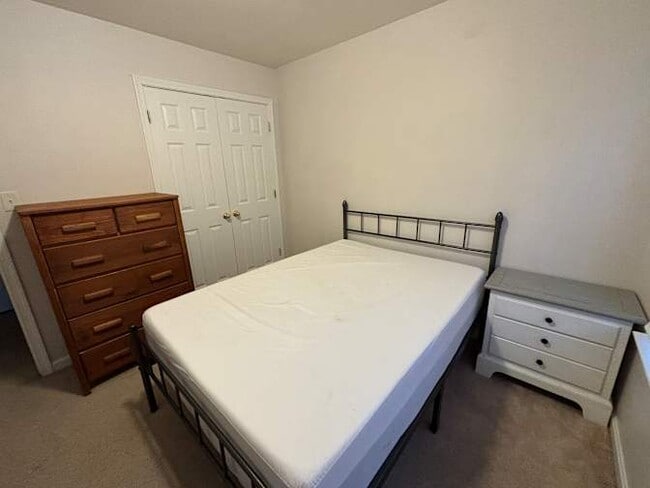 Foto del edificio - 5177 Mallards Landing Dr