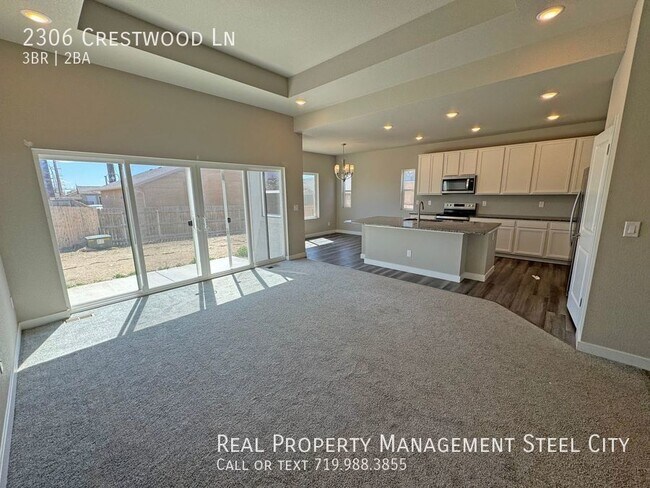 Building Photo - Stunning 3 bed, 2 bath Rancher located on ...
