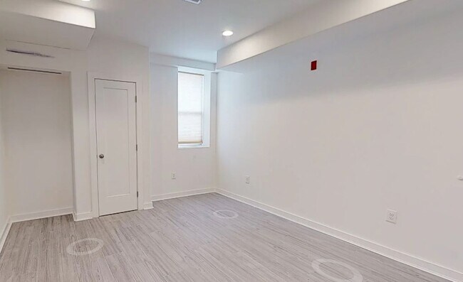 Foto del edificio - 1642 N Marshall St