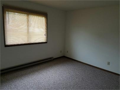 Building Photo - 1143 Lewellen St