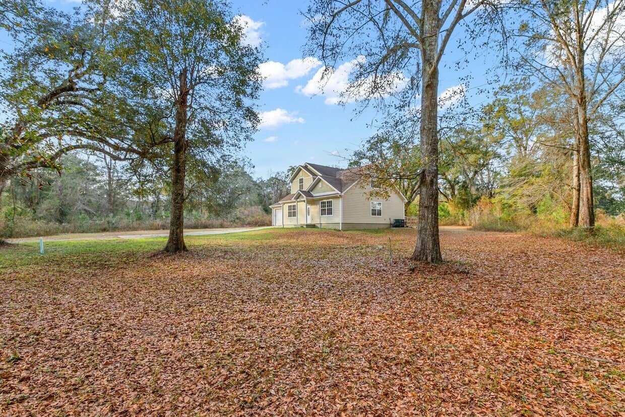 Building Photo - 8360 Guerry Ln