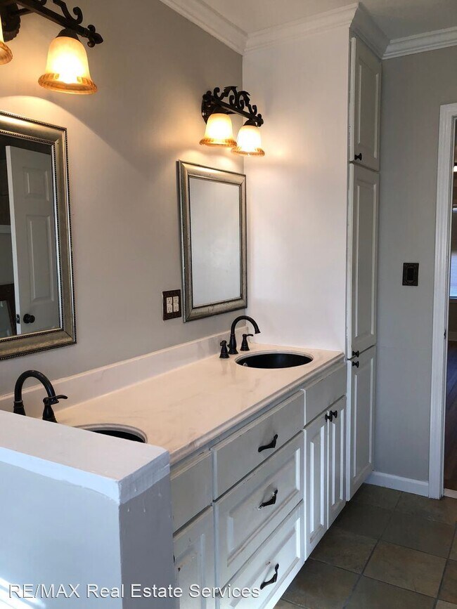 Foto del edificio - 4 br, 3 bath House - 1204 Gretchen Lane