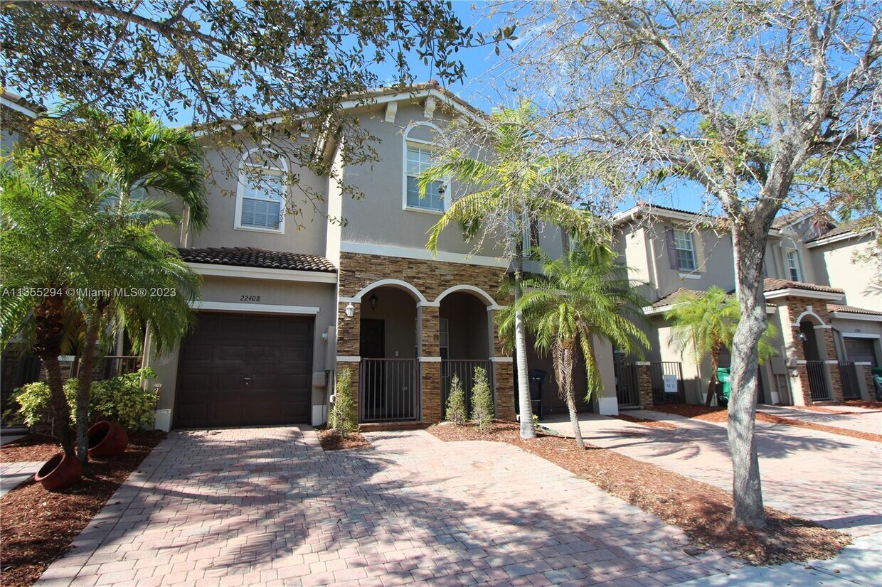 22408 SW 89th Path, Cutler Bay, FL 33190 Townhome Rentals in Cutler