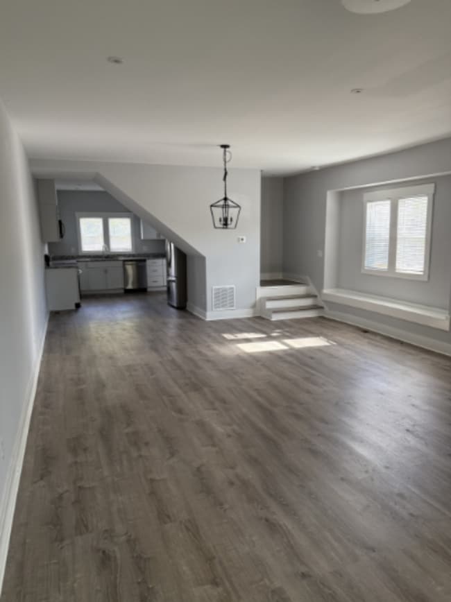 Photo - 2519 N College Ave Apartment