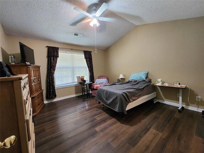 Foto del edificio - 84 Amelia Garden Way SE
