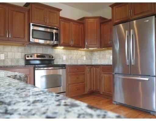 Foto principal - 1115 Suffield St