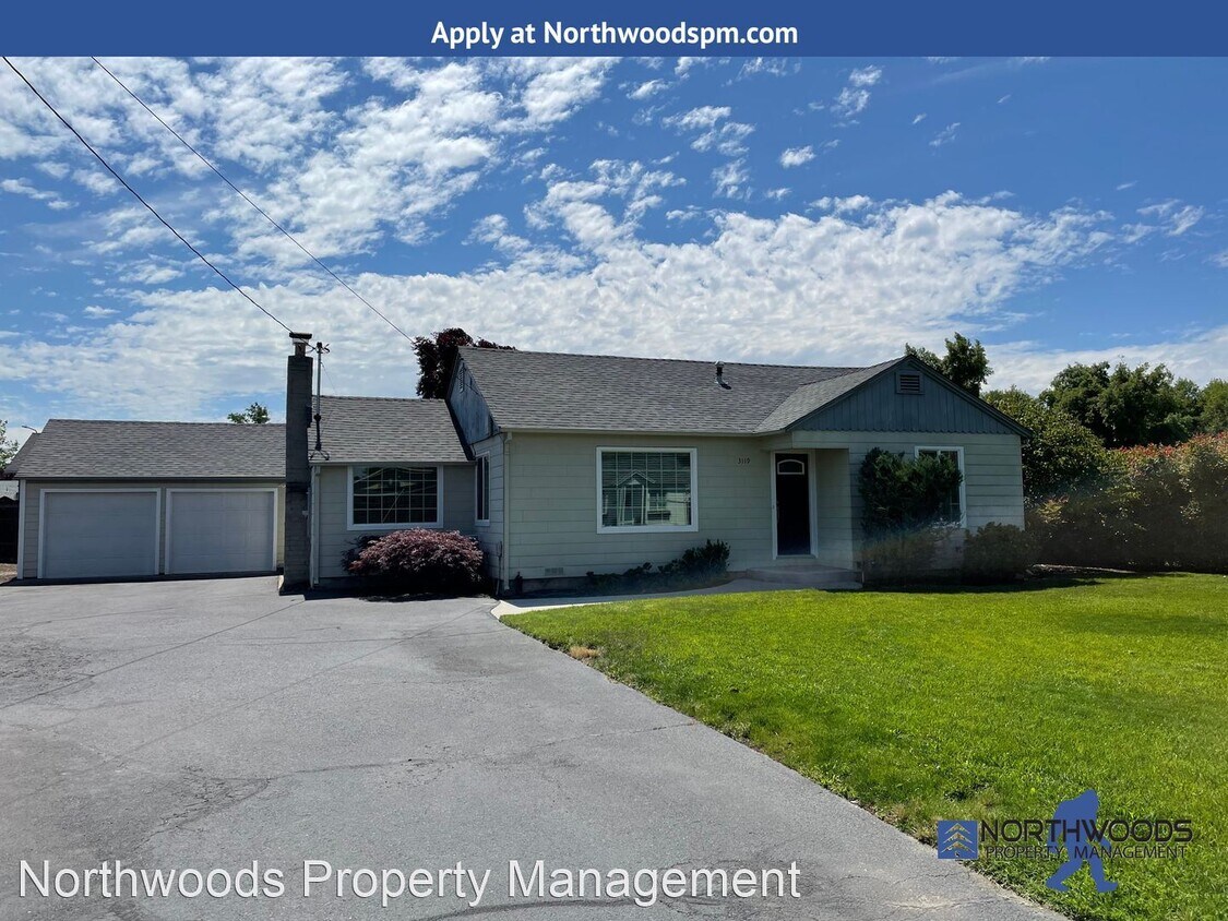 2 br, 1 bath House 3119 Merriman RD House Rental in Medford, OR