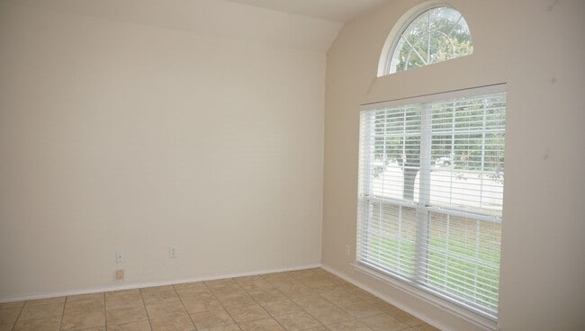 Building Photo - 3769 Pebble Beach
