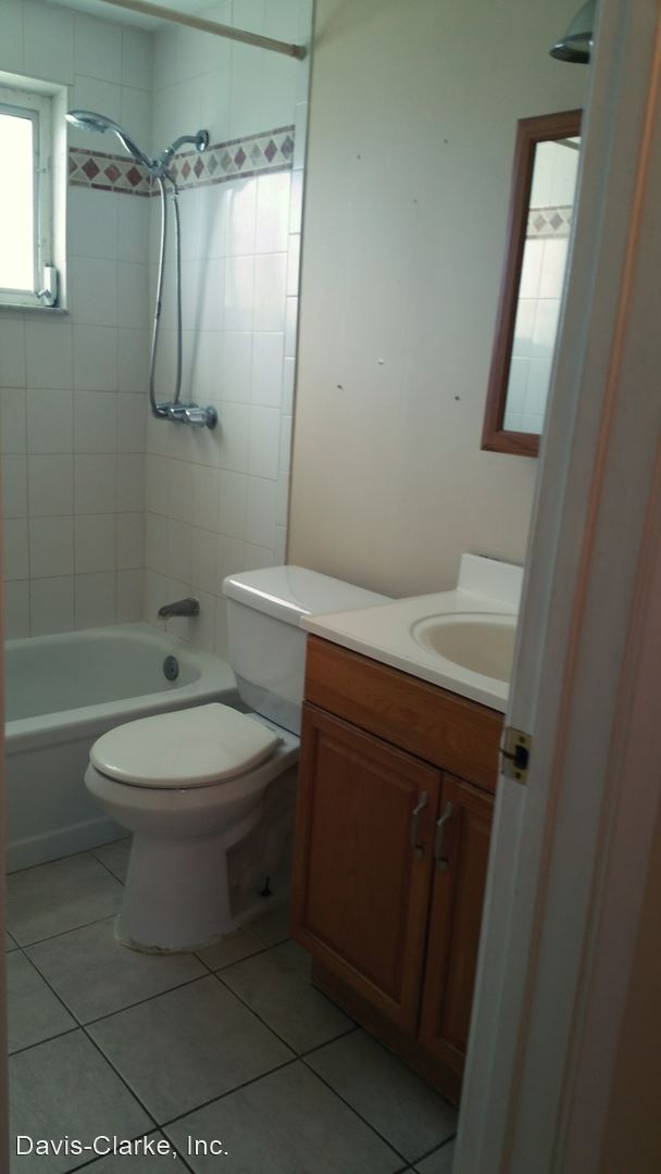 Building Photo - 2 br, 2 bath House - 4134 Baden Drive