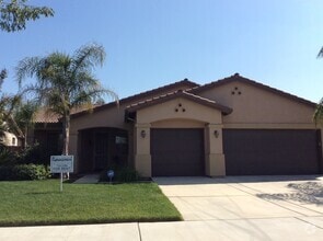 Building Photo - 6301 W Whitley Ave