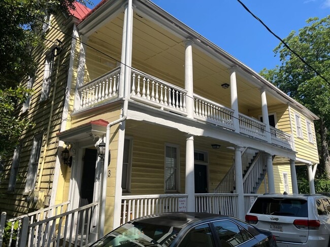 Building Photo - 53 Bull St