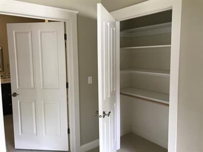 Building Photo - 4484 Alexander St