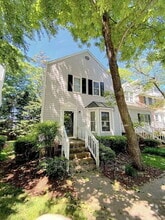 Building Photo - 2669 Broad Oaks Pl