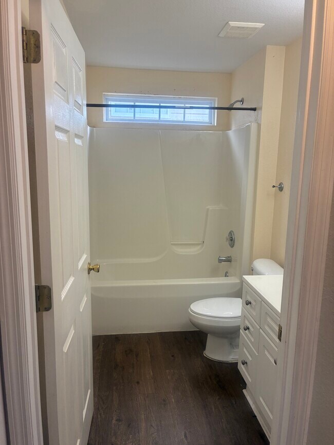 Foto del edificio - 2772 Westbrook Ct