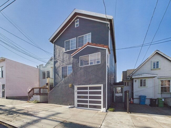 Photo - Spacious 3 bed/2 bath in prime Ingleside location near Ocean Ave. Apartment