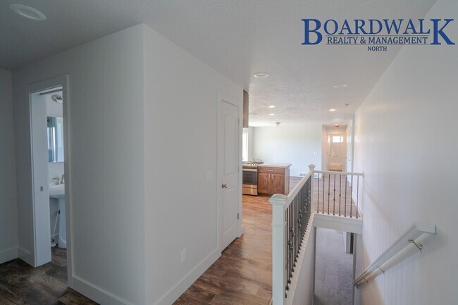 Building Photo - Beautiful 4 Bedroom Home in Huntsville