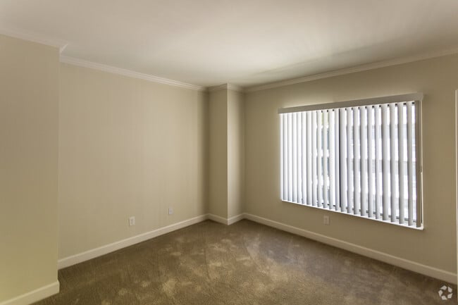 2BR, 1BA - Vermillion - Bathroom - Twenty & Grand