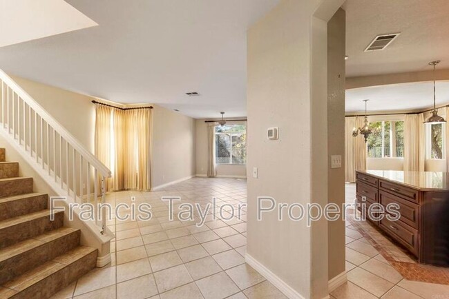 Building Photo - 29870 Platanus Dr