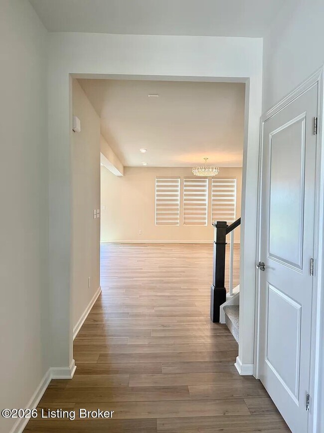 Foto del edificio - 16800 Asher Ct