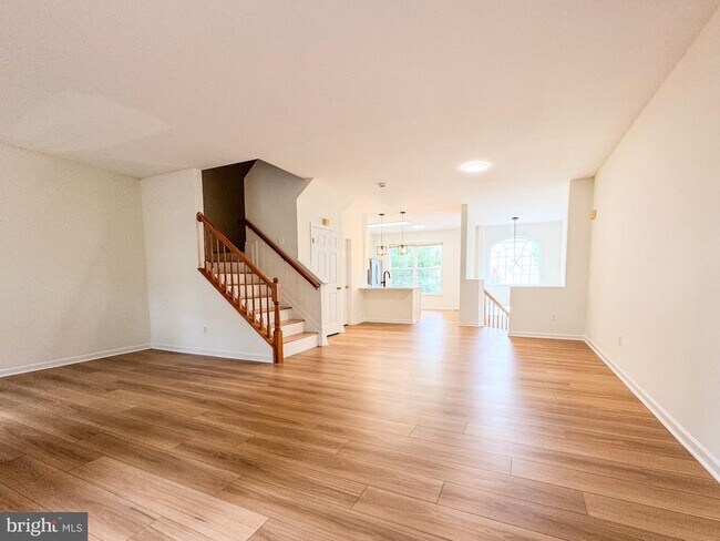 Foto del edificio - 11438 Abner Ave