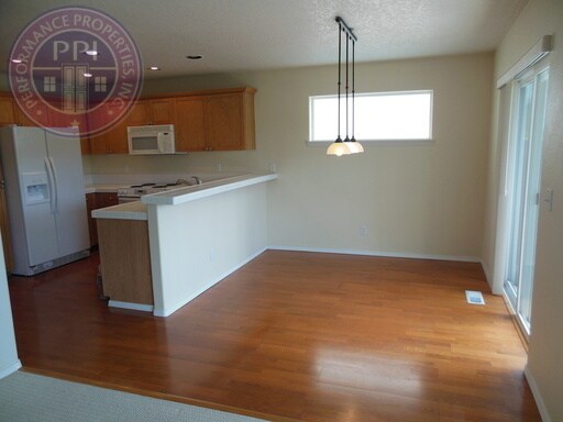 Foto del edificio - Prime Bethany Location, Stylish 3 Bedroom ...