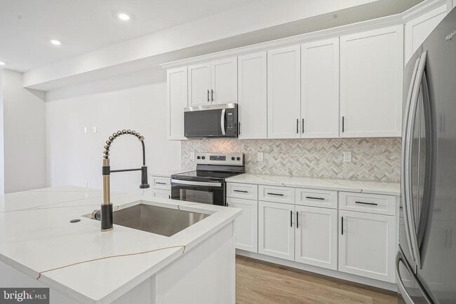 Foto del edificio - 952 N Marshall St