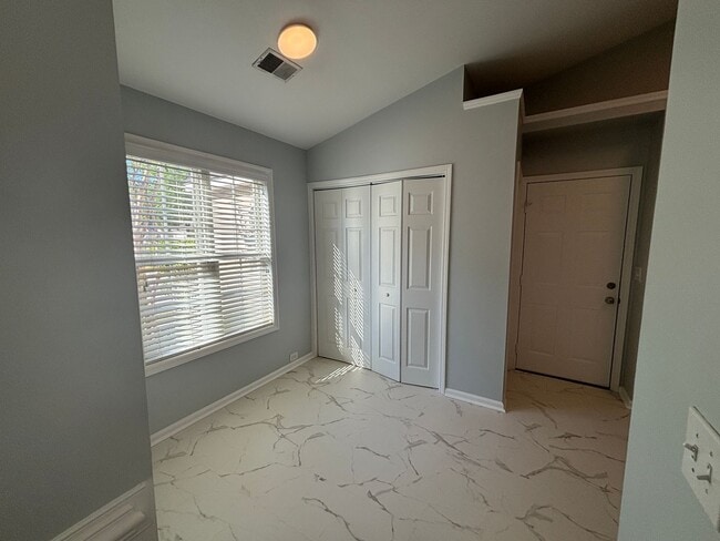 Building Photo - 3307 Crowell Ln