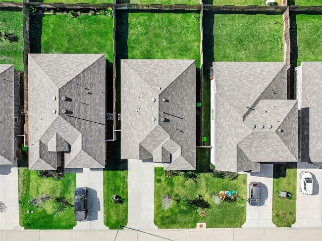 Foto del edificio - 40519 Crisp Beech St