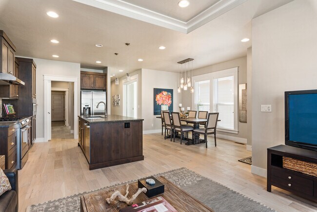 Foto del edificio - Cadence Cottages at Paramount