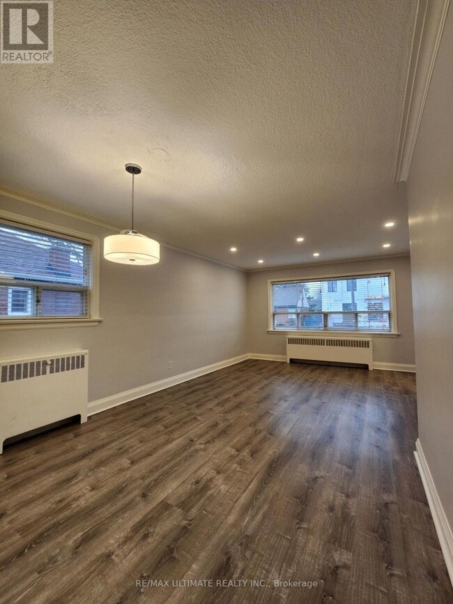 Building Photo - 4 Gaylord Dr