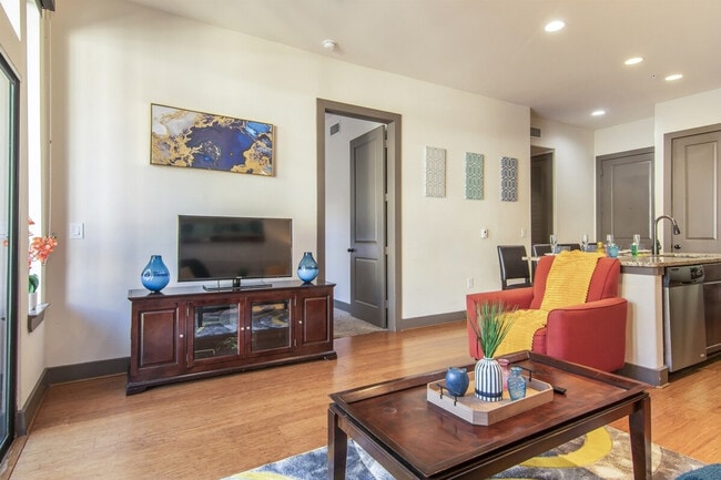 Foto del edificio - 5351 W Alabama St